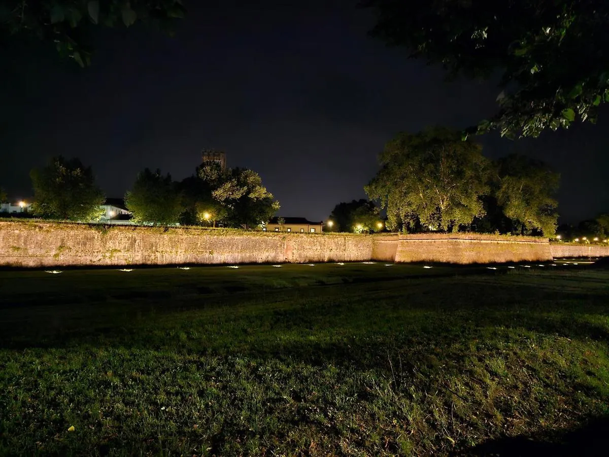 Lucca Walls Dream - Air Cond - Wi-Fi - Panoramic In Front Of The Historical Walls -